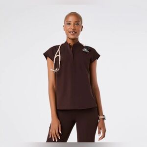 FIGS SET: Rafaela top and Yola high waisted pants